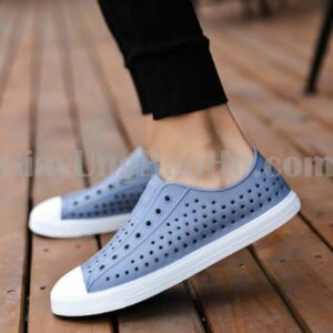 4 Cách Phối Đồ Với Giày Đi Mưa Cho Bạn Gái 12 Giày Đi Mưa