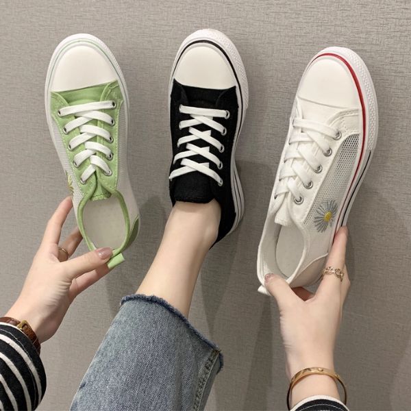 5 Gợi Ý Để Lựa Chọn Giày Vải Nữ Thời Trang Dễ Dàng 2 Giày Vải Nữ Thời Trang Cao Cấp