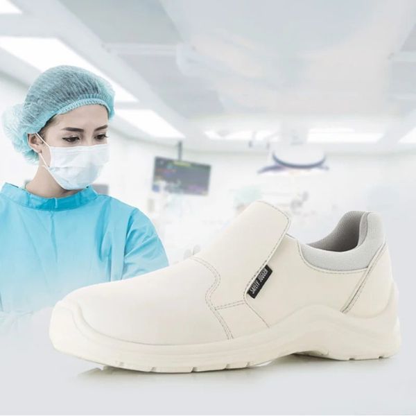 Giày Bảo Hộ Nữ An Toàn Và 5 Ngành Nghề Nữ Giới Không Thể Thiếu Trang Bị Này 2 Giày Bảo Hộ Nữ An Toàn Tuyệt Đối
